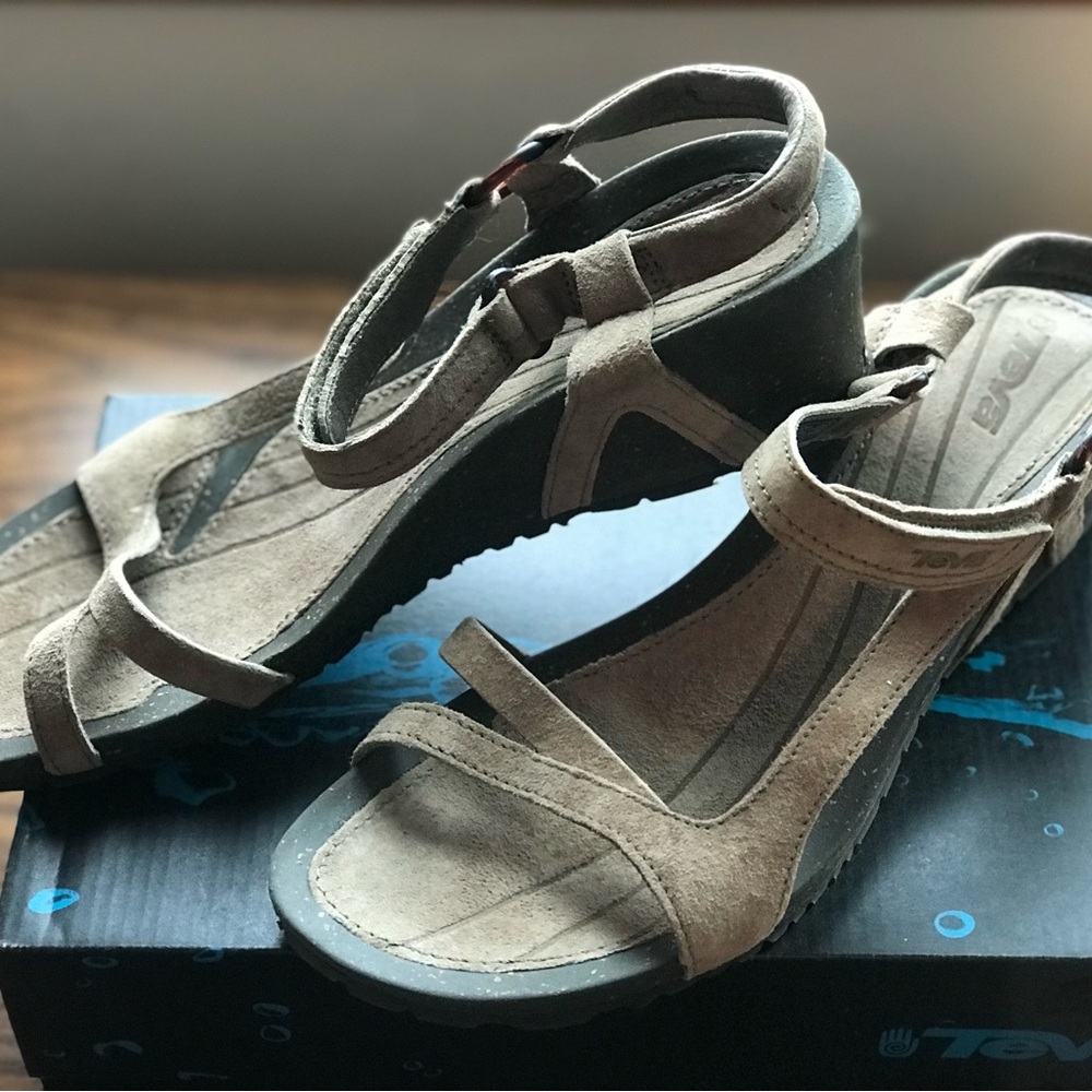 Teva Women's Brown Strappy Sandals